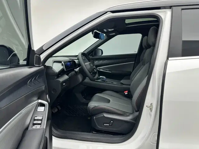 Geely Boyue — Фото автомобиля 17