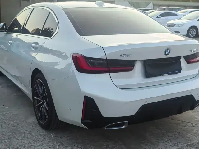 BMW 3 Series — Фото автомобиля 9