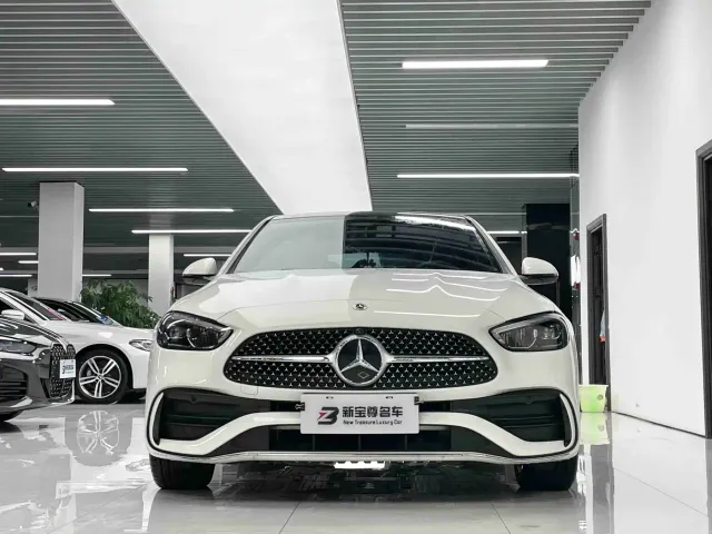 Mercedes-Benz C-Class — Фото автомобиля 2