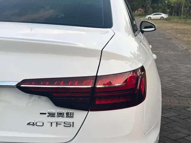 Audi A4L — Фото автомобиля 21
