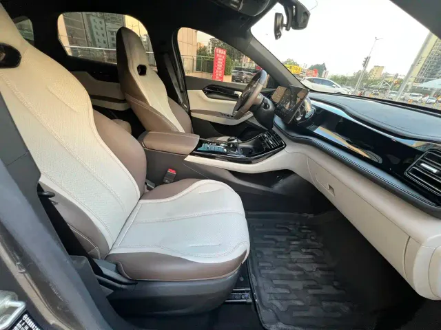 BYD Qin PLUS — Фото автомобиля 5