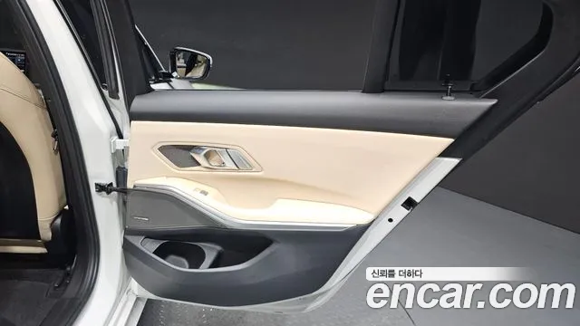 BMW 3 Series G20 — Фото автомобиля 14
