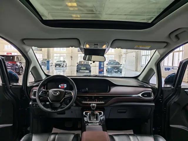 GAC Trumpchi M6 — Фото автомобиля 13