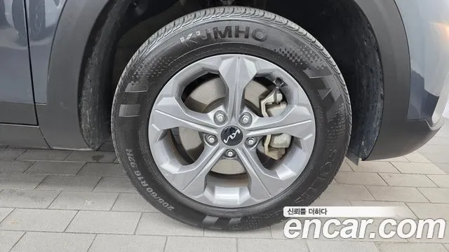 Kia Seltos — Фото автомобиля 6