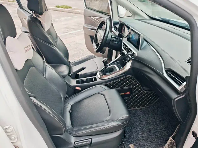 Maxus G50 — Фото автомобиля 14