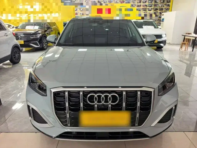 Audi Q2L — Фото автомобиля 2