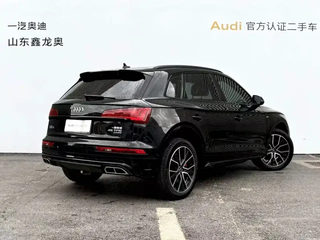 Audi Q5L — Фото автомобиля 9