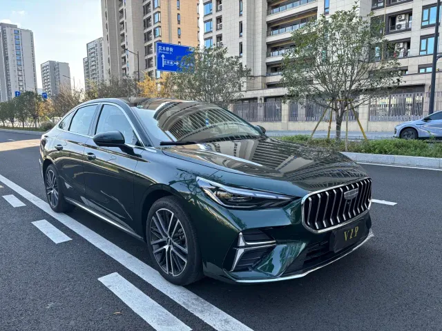 Geely Emgrand — Фото автомобиля 3