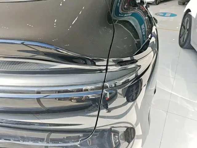 IM Motors LS6 — Фото автомобиля 7