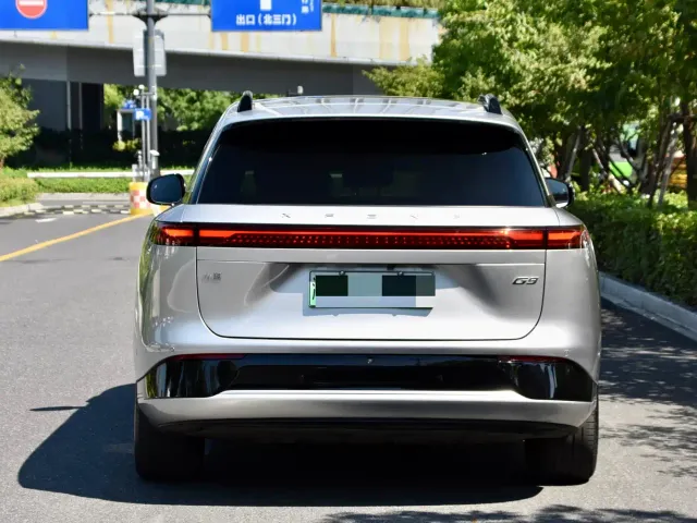 Xpeng G9 — Фото автомобиля 5