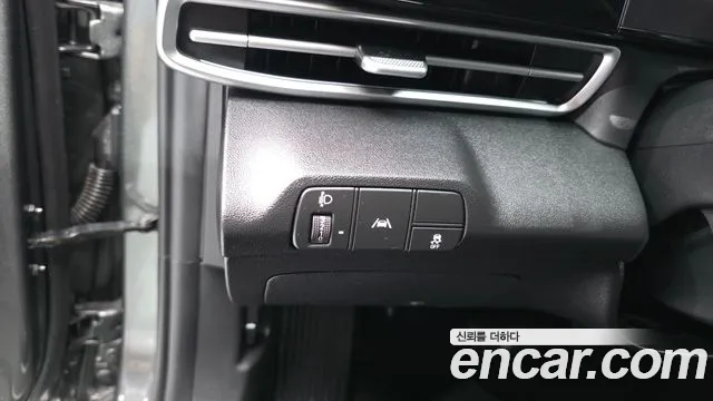 Hyundai AVANTE Avante (CN7) — Фото автомобиля 16