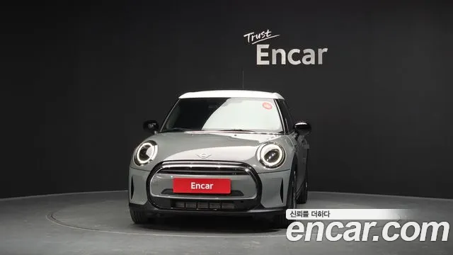 MINI Cooper — Фото автомобиля 3