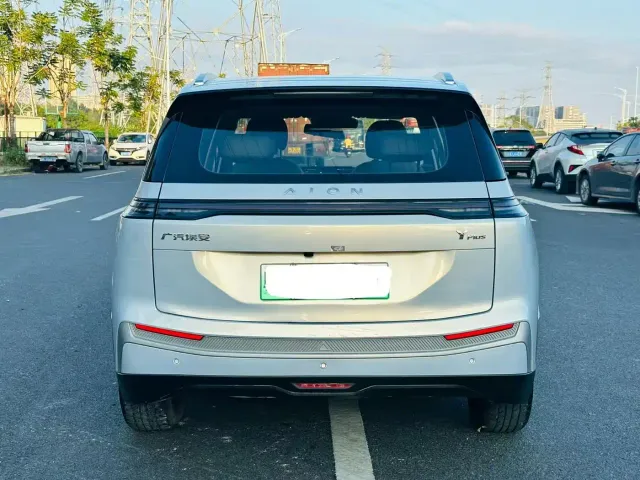 GAC Aion Y — Фото автомобиля 4