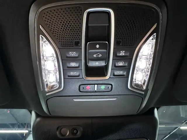 GAC Trumpchi GS8 — Фото автомобиля 26
