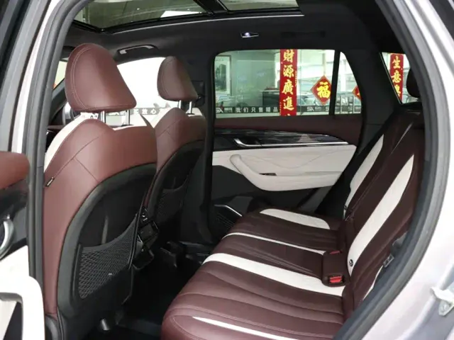 Geely Xingyue L — Фото автомобиля 11