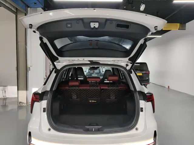 Changan CS75 Plus — Фото автомобиля 18