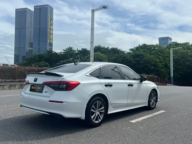 Honda Civic — Фото автомобиля 19