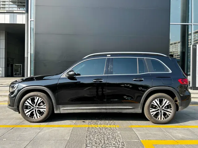 Mercedes-Benz GLB-Class — Фото автомобиля 2