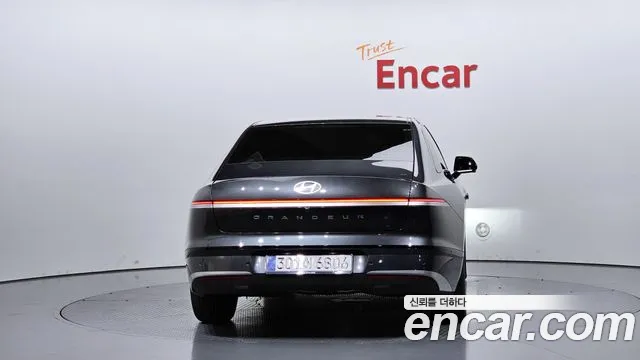 Hyundai Grandeur GN7 — Фото автомобиля 4