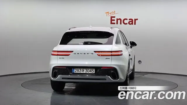 Genesis GV70 2.5T Бензин AWD — Фото автомобиля 4