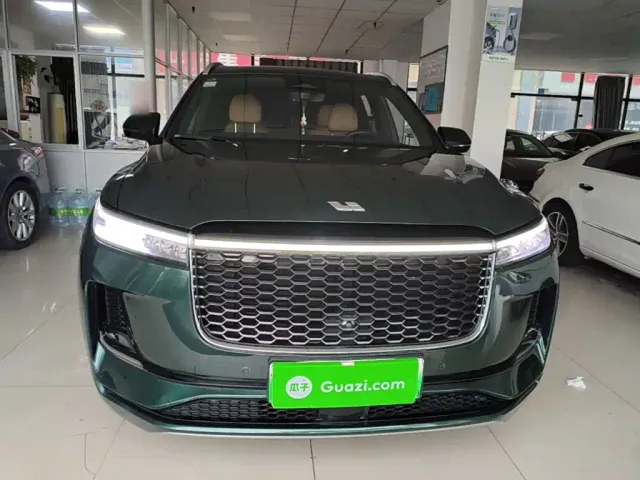 Li Auto ONE — Фото автомобиля 2