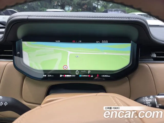 Land Rover Range Rover — Фото автомобиля 8