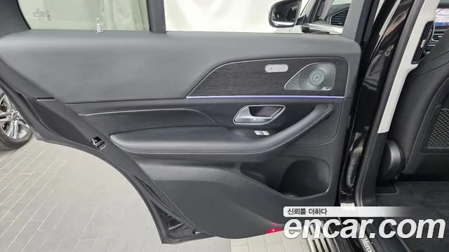 Mercedes-Benz GLE-Class — Фото автомобиля 14