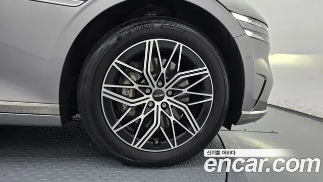 Genesis G90 Бензин 3.5 турбо AWD — Фото автомобиля 19