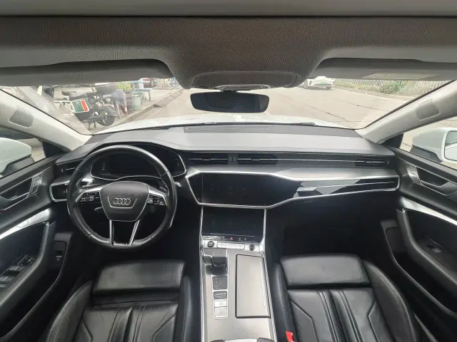 Audi Audi A7 2022 45 TFSI Premium Selection — Фото автомобиля 10