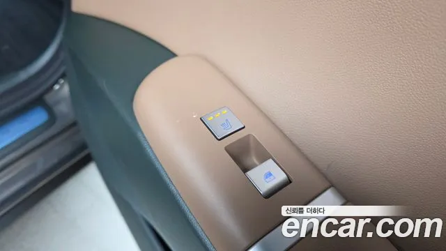 Hyundai Grandeur GN7 — Фото автомобиля 26