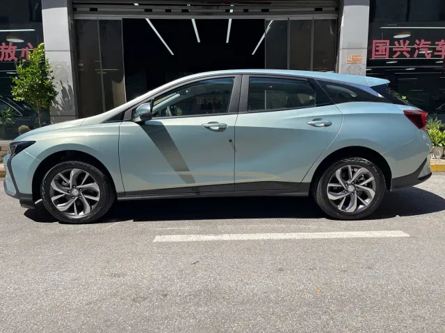 Buick Velite 6 — Фото автомобиля 3
