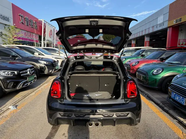 MINI John Cooper Works — Фото автомобиля 7