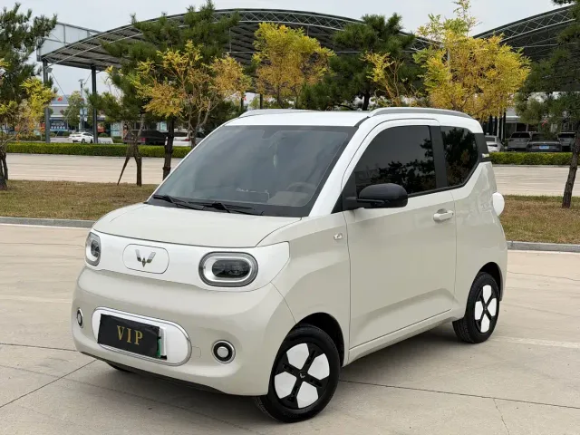 Фотография автомобиля — Wuling Hongguang Mini EV