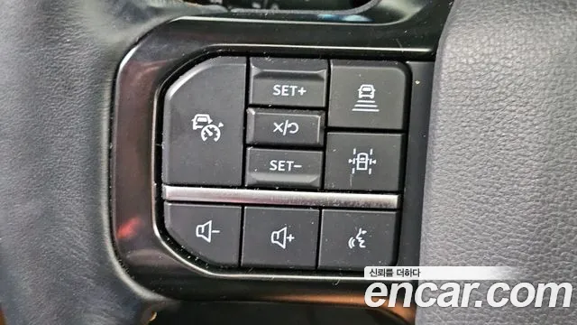 Ford Expedition — Фото автомобиля 16