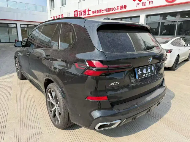 BMW X5 — Фото автомобиля 3