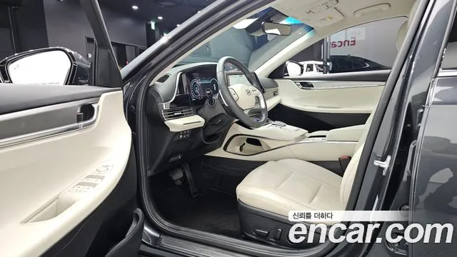 Hyundai Grandeur Новый Grandeur IG — Фото автомобиля 10