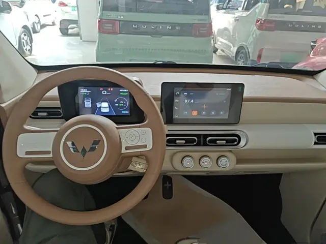Wuling Motors Hongguang MINIEV 2024 Model 3rd Generation 170km — Фото автомобиля 9