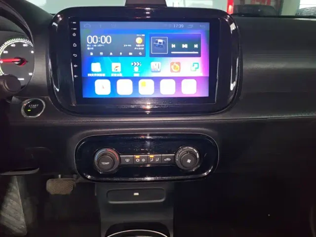 Roewe Clever — Фото автомобиля 12