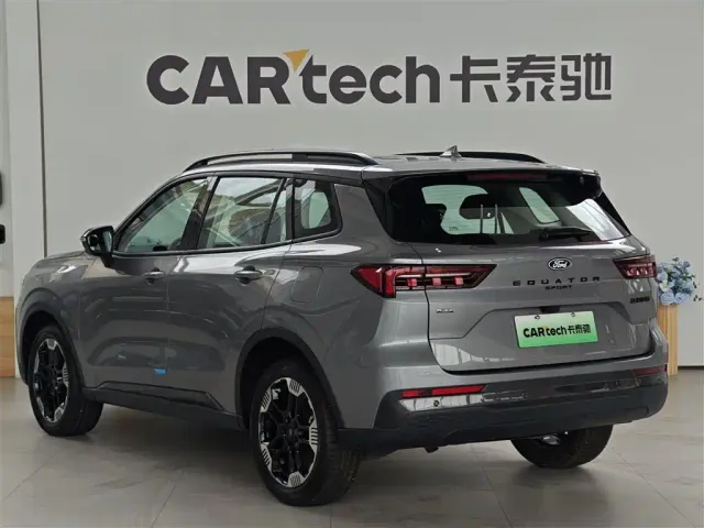Ford Lingrui — Фото автомобиля 4