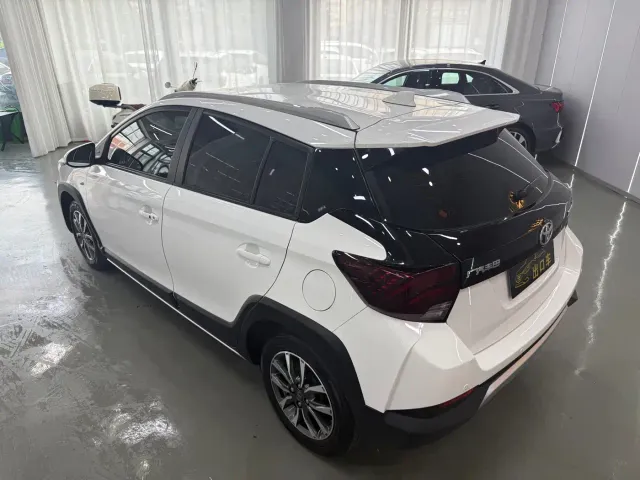 Toyota YARiS L Zhi Xuan — Фото автомобиля 4