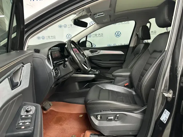 Volkswagen Talagon — Фото автомобиля 9