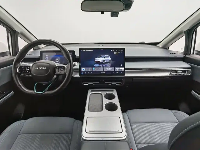 GAC Aion Y — Фото автомобиля 5