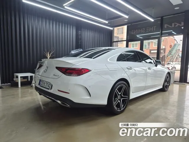 Mercedes-Benz CLS-Class — Фото автомобиля 2