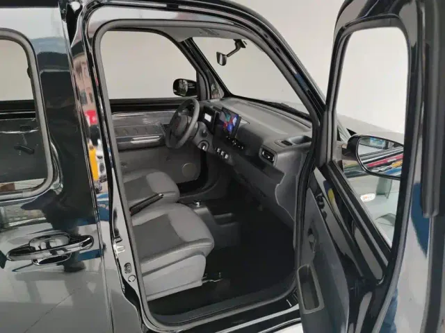 Wuling Zhiguang NEV — Фото автомобиля 8