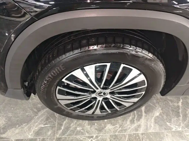 Mercedes-Benz EQB — Фото автомобиля 22