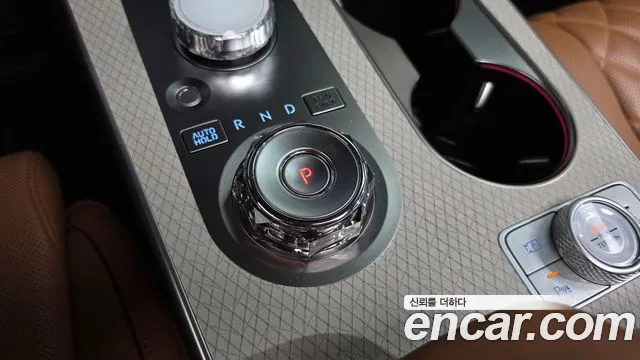 Genesis GV80 — Фото автомобиля 9