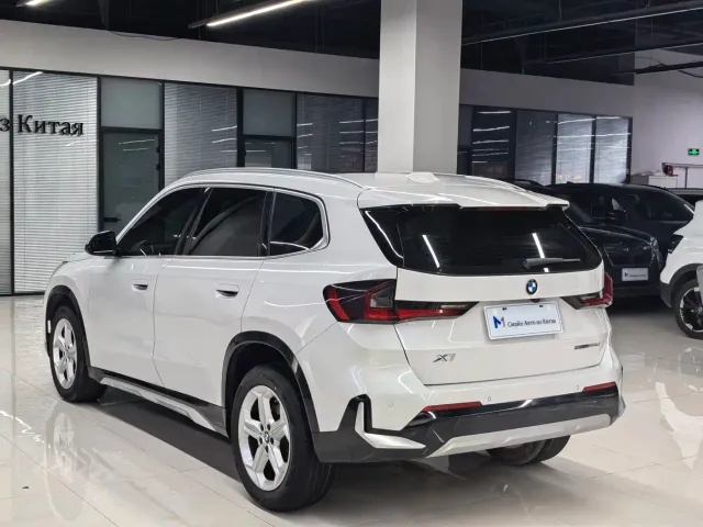 BMW X1 — Фото автомобиля 5
