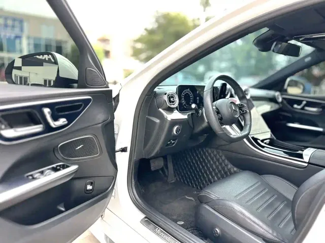 Mercedes-Benz C-Class — Фото автомобиля 5
