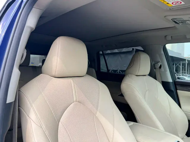 Toyota Highlander — Фото автомобиля 20