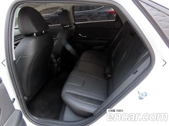 Hyundai AVANTE Новый Avante (CN7) — Фото автомобиля 6